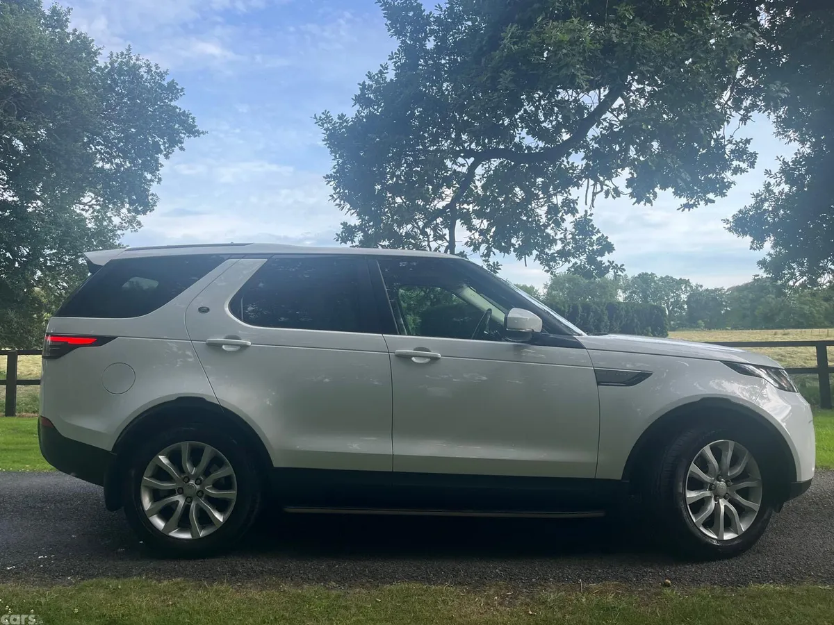 Land Rover Discovery SUV, Diesel, 2017, White
