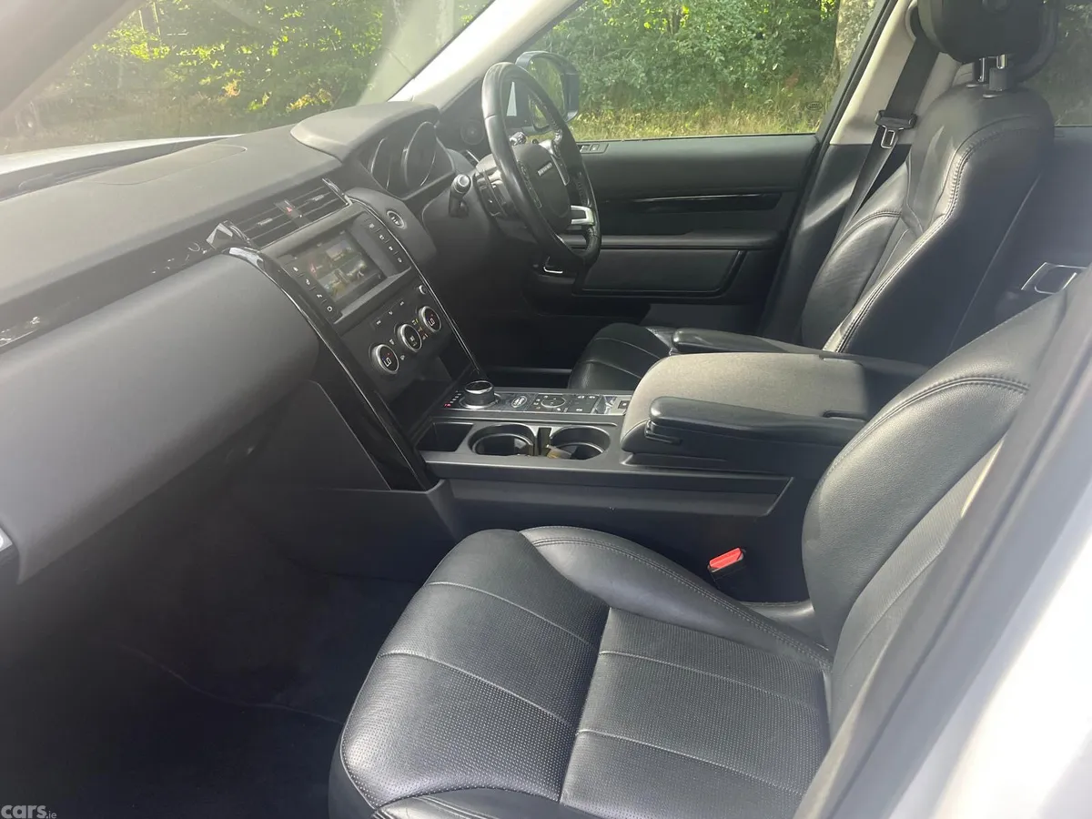 Land Rover Discovery SUV, Diesel, 2017, White