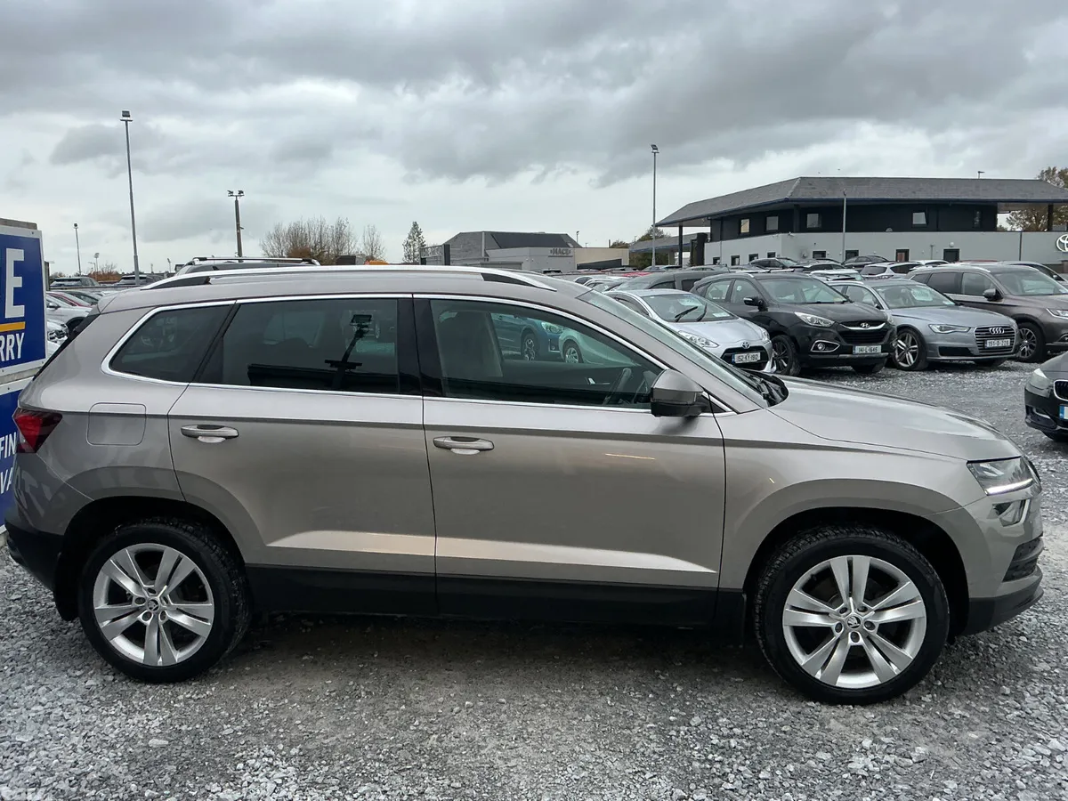 Skoda Karoq Hatchback, Diesel, 2018, Grey