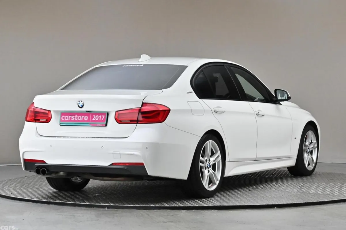 BMW 3-Series Saloon, Petrol Plug-in Hybrid, 2017, White