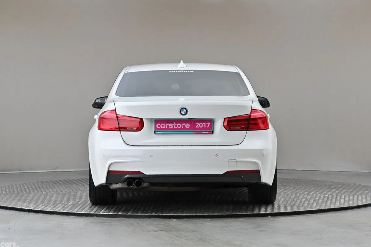 BMW 3-Series Saloon, Petrol Plug-in Hybrid, 2017, White