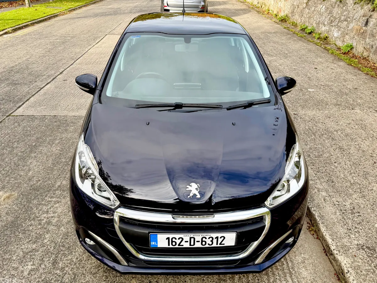 Peugeot 208 Hatchback, Petrol, 2016, Blue