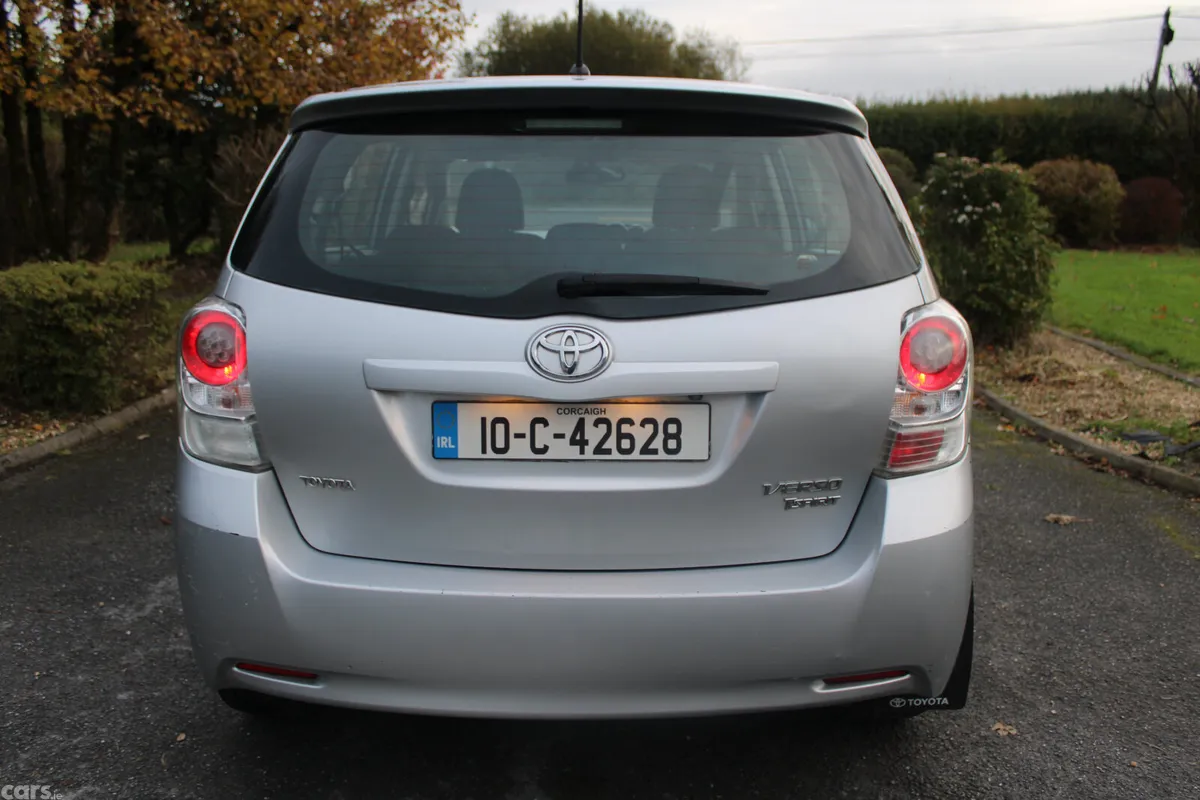 Toyota Verso MPV, Diesel, 2010, Silver