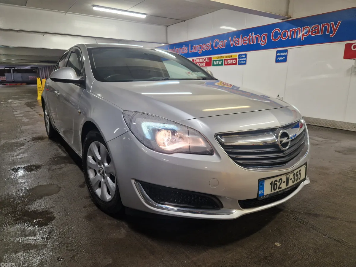 Opel Insignia Saloon, Diesel, 2016, Silver