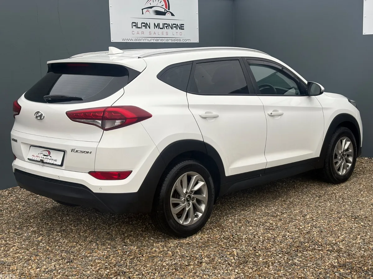 Hyundai Tucson SUV, Diesel, 2016, White