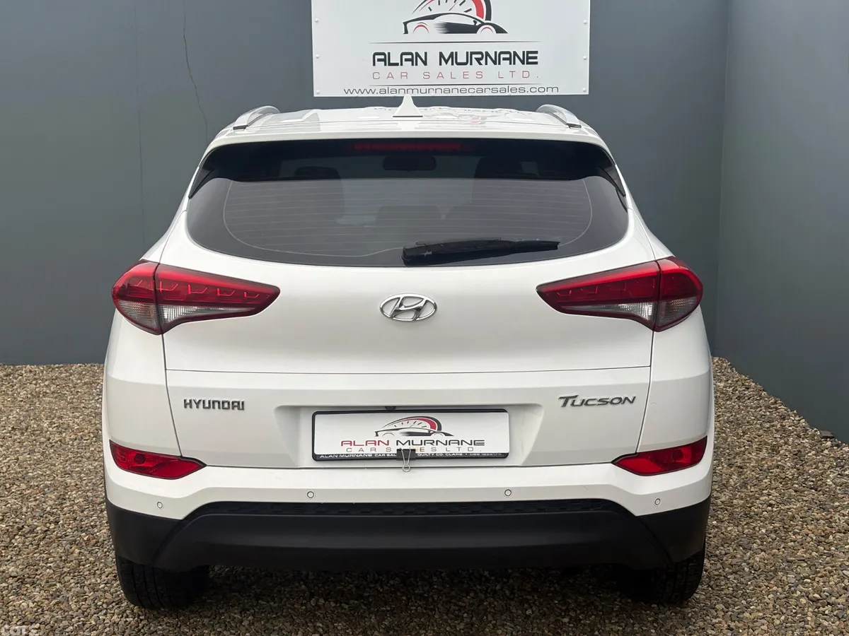 Hyundai Tucson SUV, Diesel, 2016, White