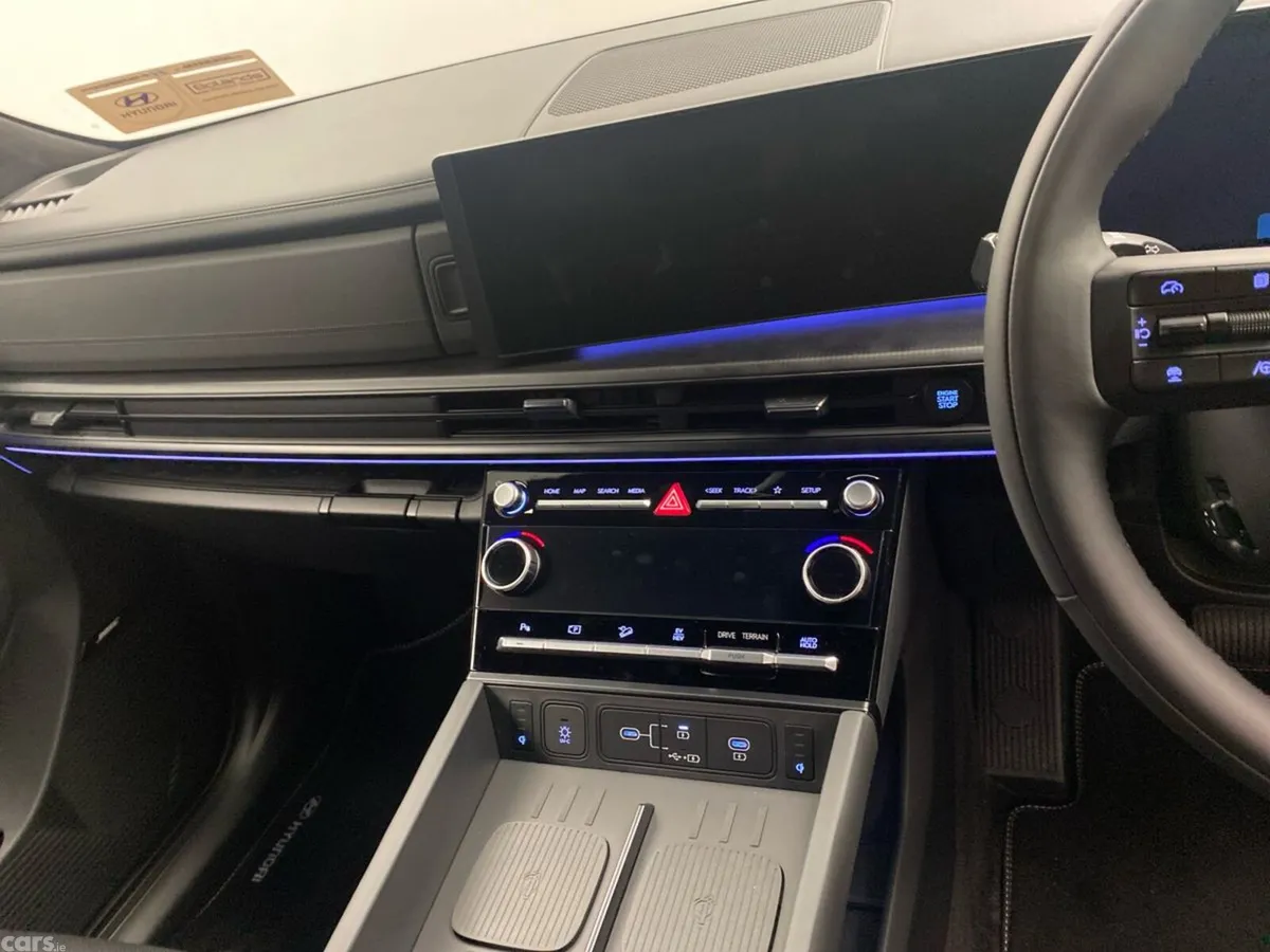 Hyundai Santa Fe SUV, Petrol Plug-in Hybrid, 2026, Grey