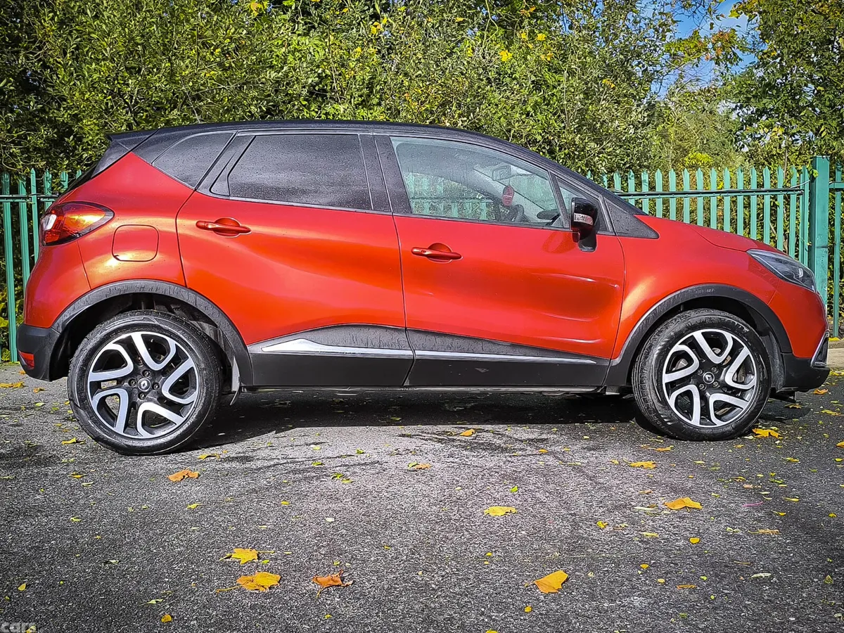 Renault Captur Hatchback, Diesel, 2017, Red