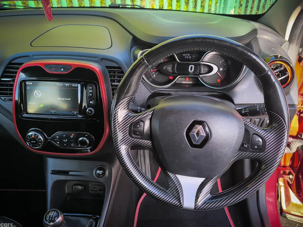 Renault Captur Hatchback, Diesel, 2017, Red