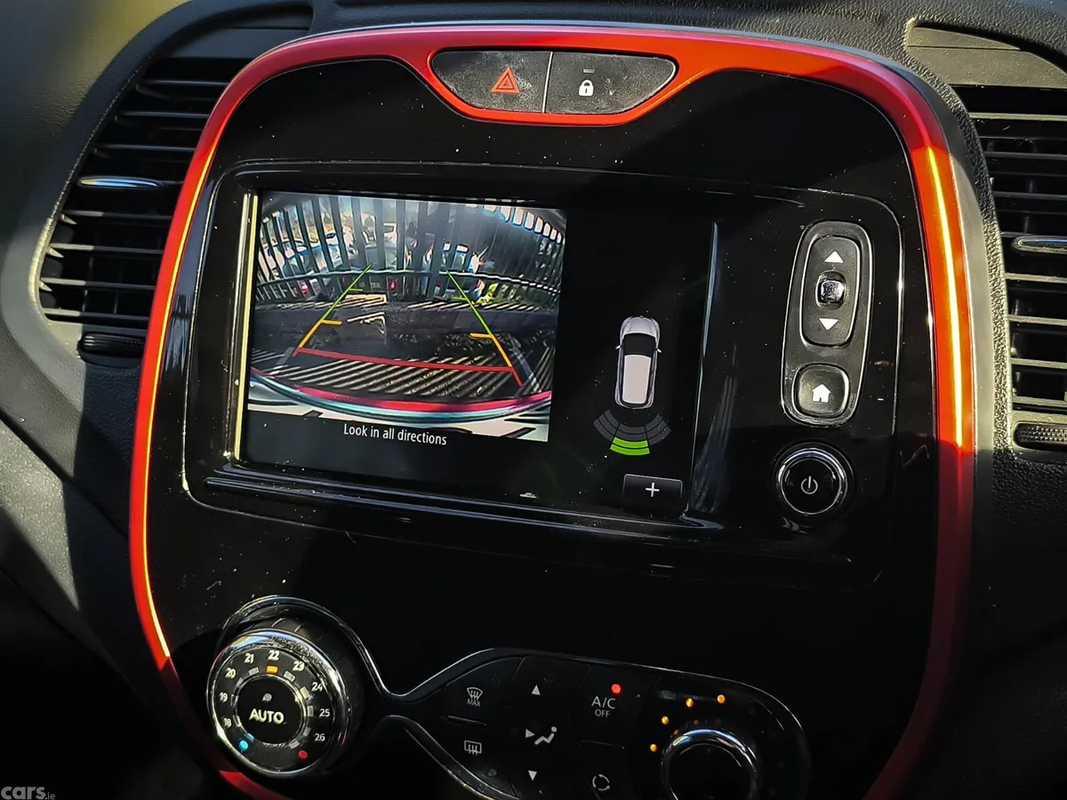 Renault Captur Hatchback, Diesel, 2017, Red