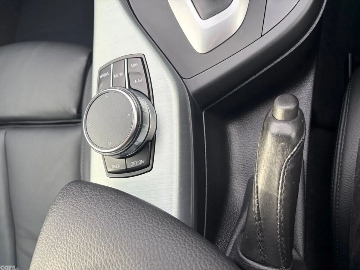 BMW 1-Series Hatchback, Petrol, 2019, Blue