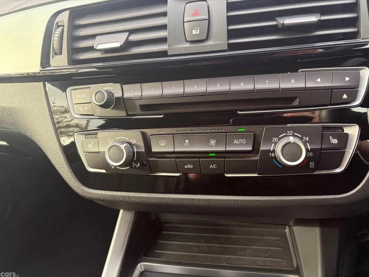 BMW 1-Series Hatchback, Petrol, 2019, Blue