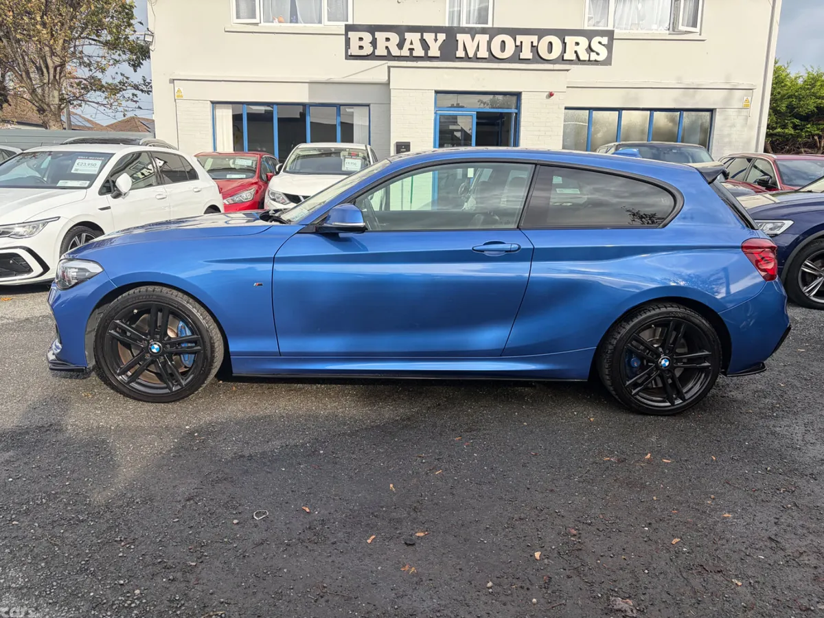 BMW 1-Series Hatchback, Petrol, 2019, Blue
