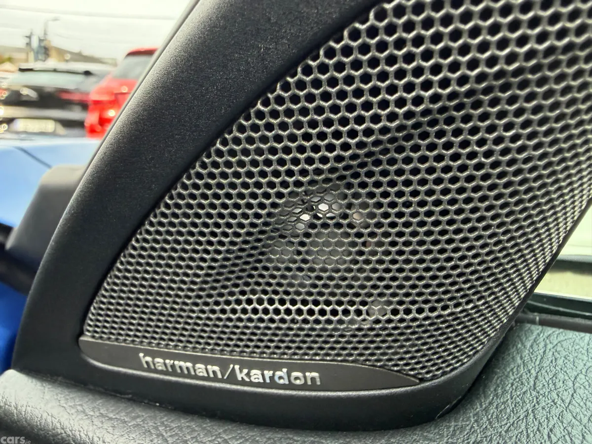 BMW 1-Series Hatchback, Petrol, 2019, Blue