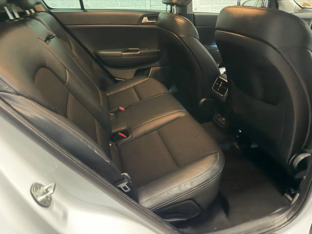 Kia Sportage SUV, Diesel, 2016, White