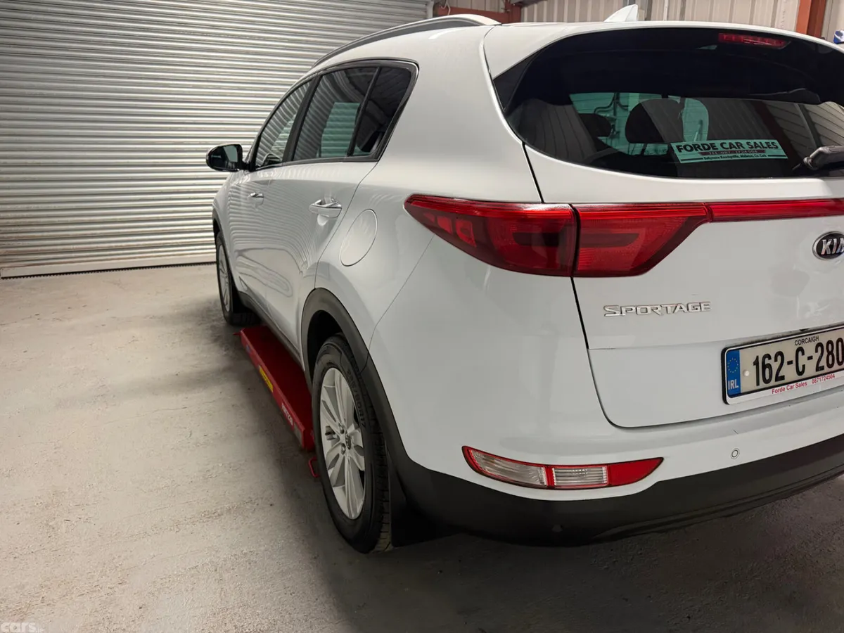 Kia Sportage SUV, Diesel, 2016, White