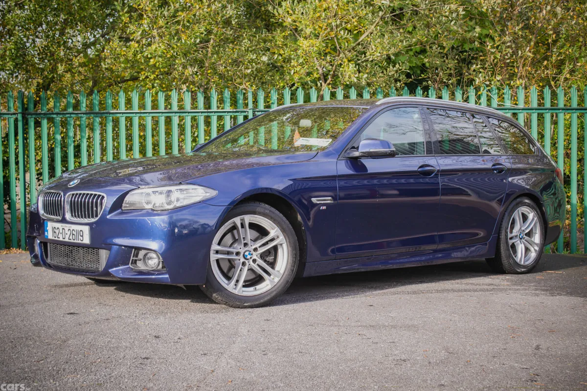 BMW 5-Series Estate, Diesel, 2016, Blue