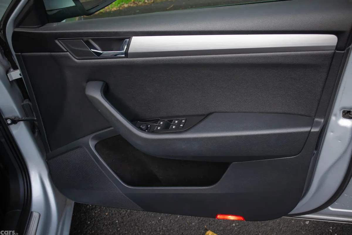 Skoda Superb Saloon, Diesel, 2018, Grey