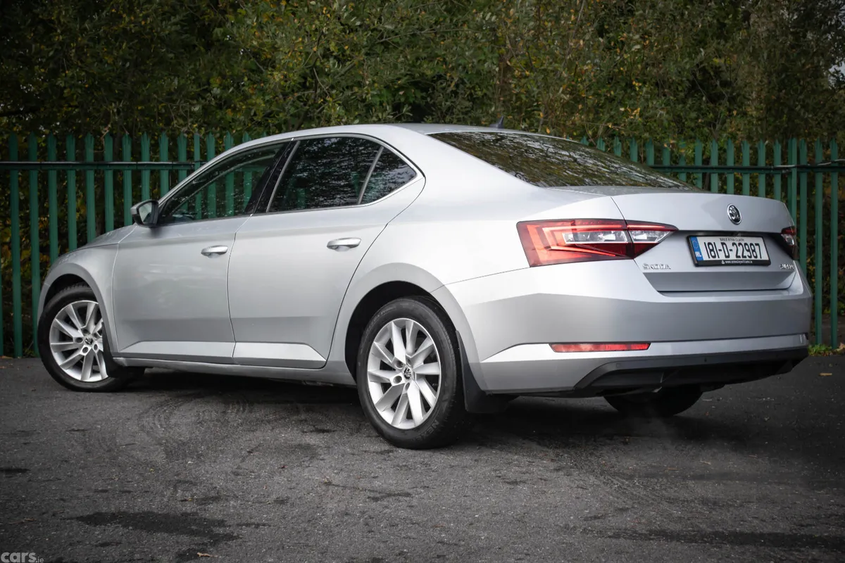 Skoda Superb Saloon, Diesel, 2018, Grey