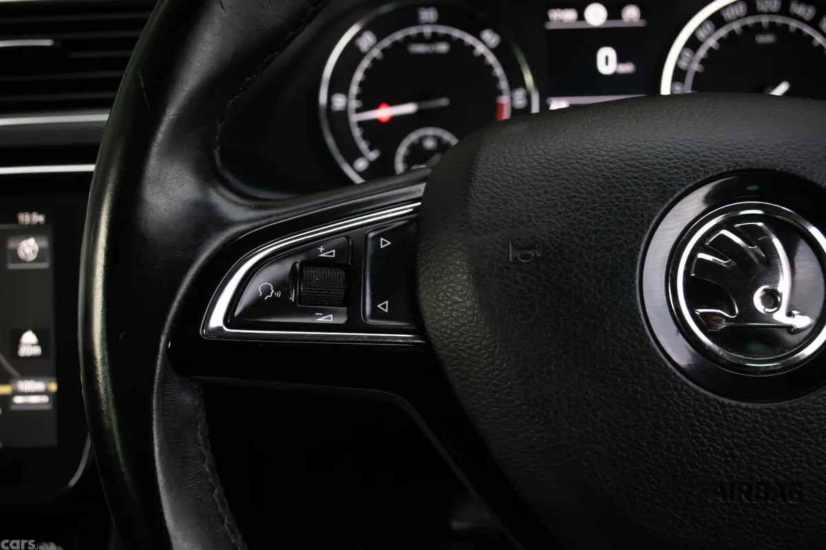 Skoda Superb Saloon, Diesel, 2018, Grey