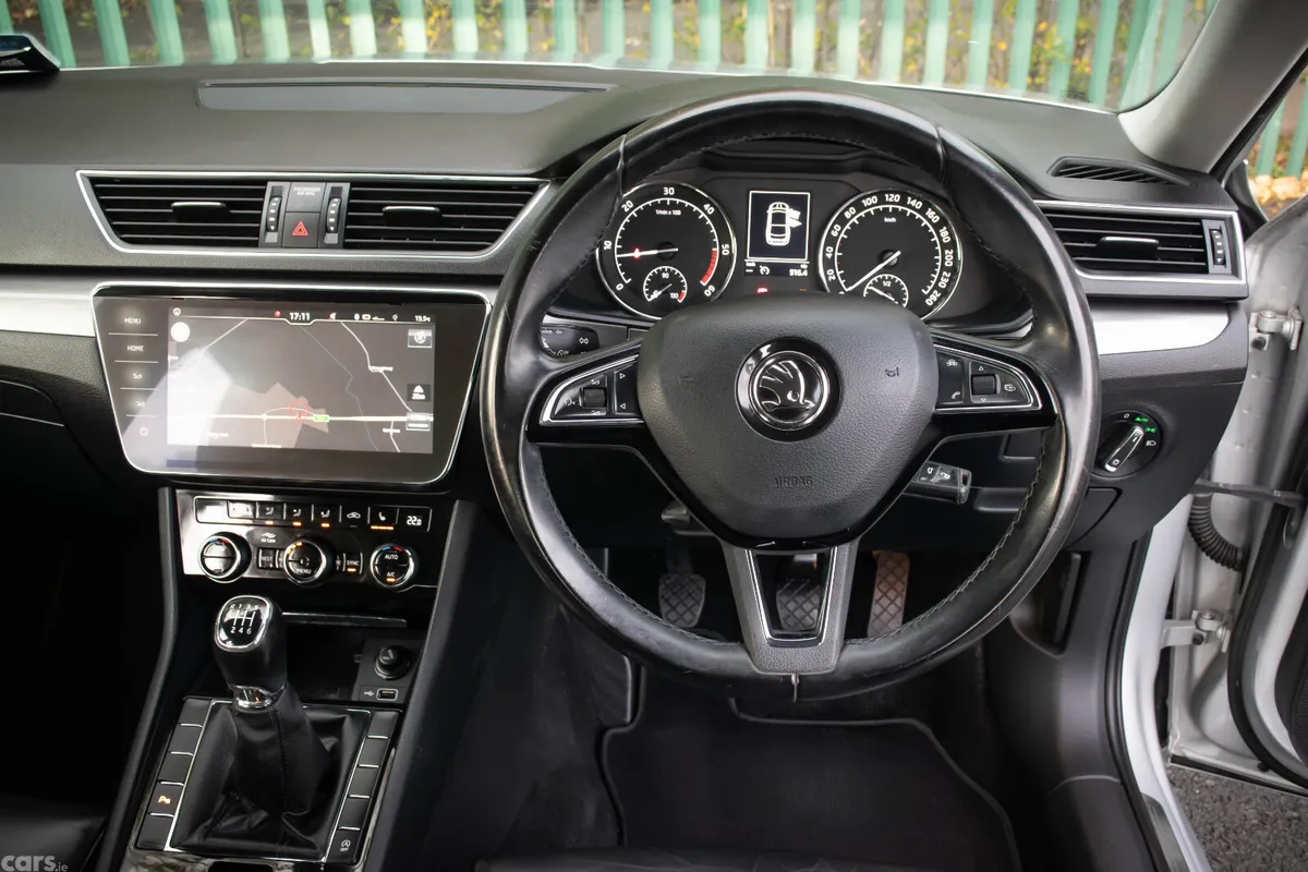 Skoda Superb Saloon, Diesel, 2018, Grey