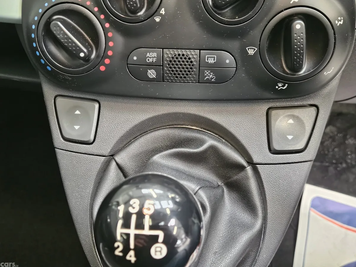 Fiat 500 Hatchback, Petrol, 2015, Green