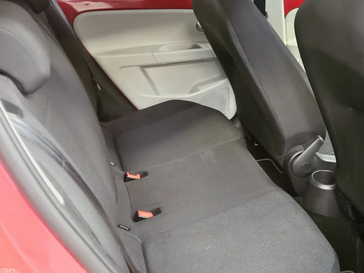 Volkswagen up! Hatchback, Petrol, 2017, White