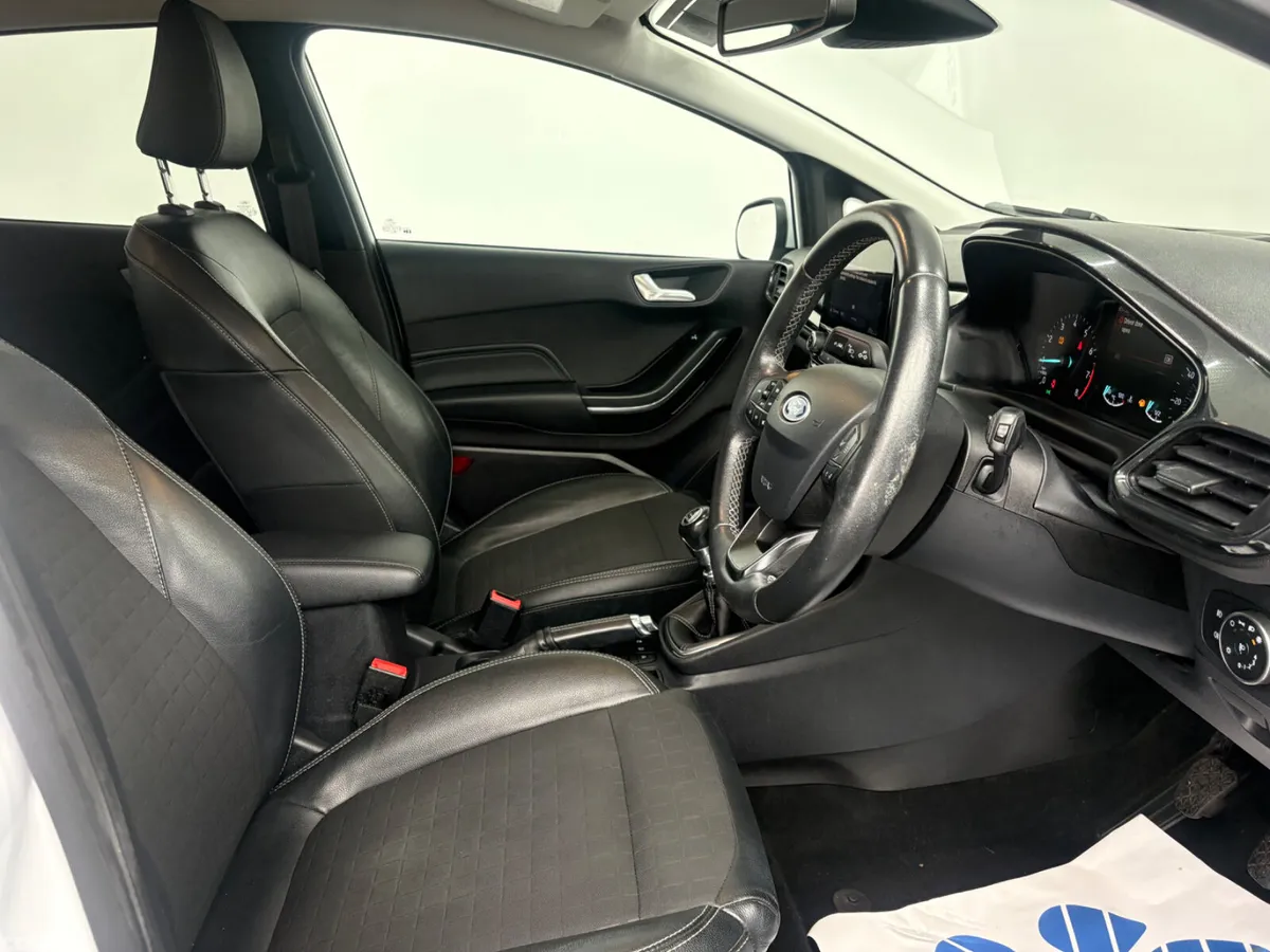 Ford Fiesta Hatchback, Petrol, 2020, White