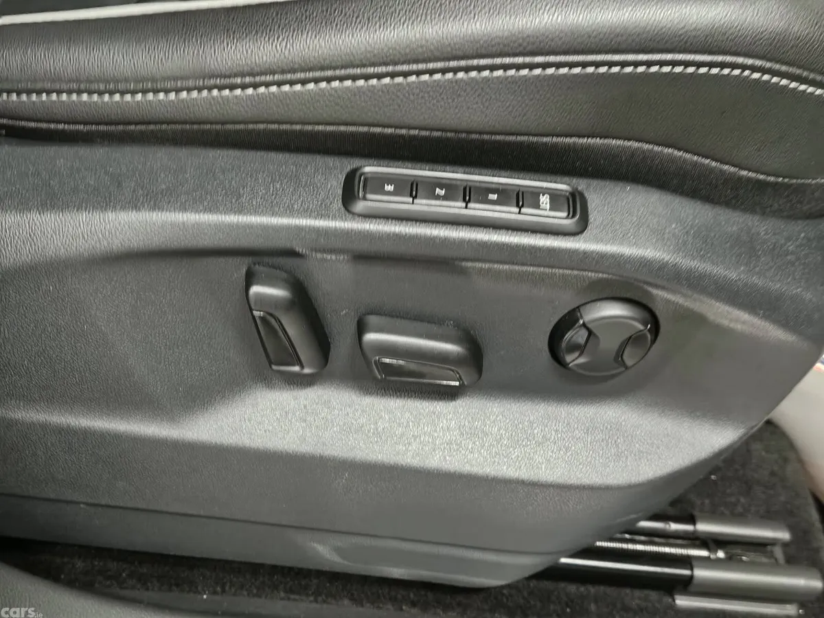 Volkswagen Tiguan SUV, Diesel, 2021, Blue