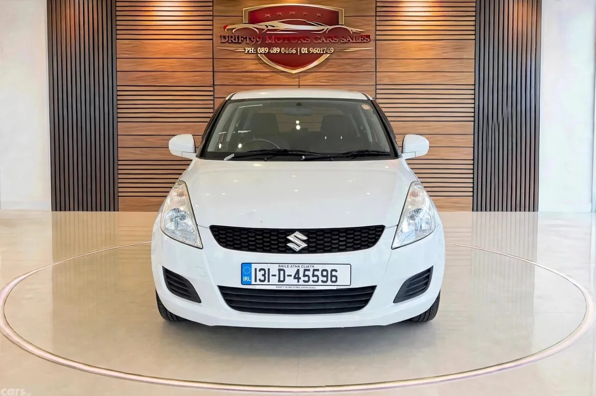 Suzuki Swift Hatchback, Petrol, 2013, White