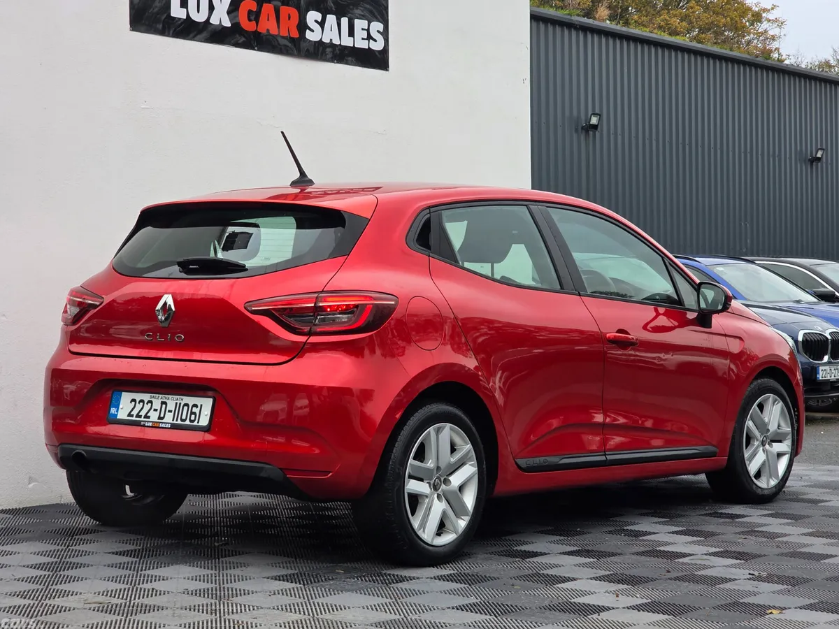 Renault Clio Hatchback, Petrol, 2022, Red