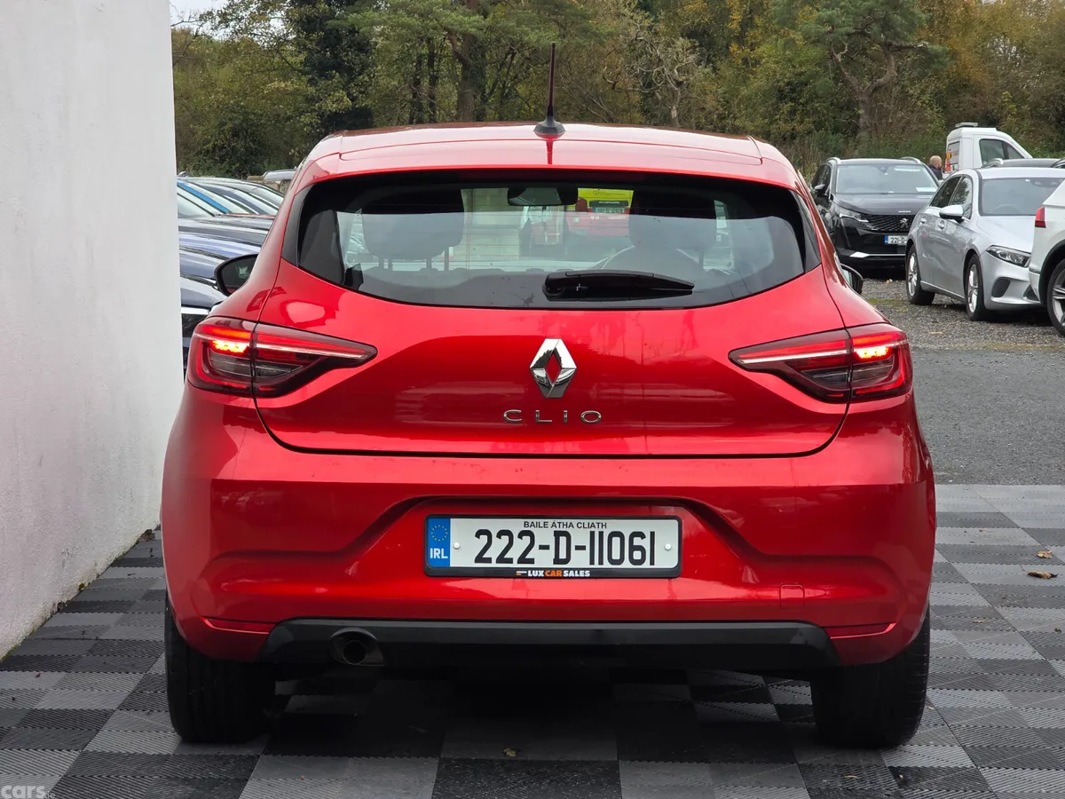 Renault Clio Hatchback, Petrol, 2022, Red
