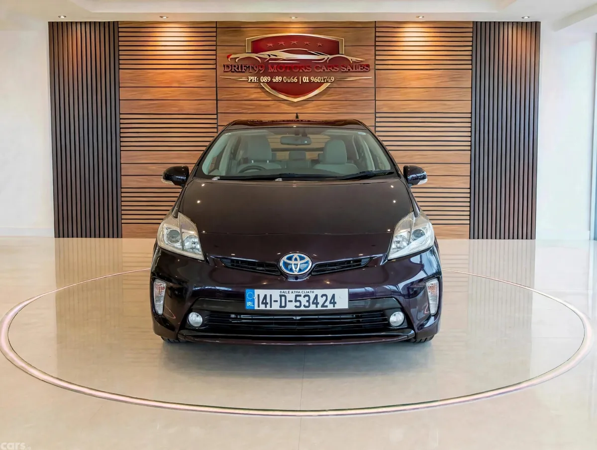 Toyota Prius Hatchback, Petrol Hybrid, 2014, Red