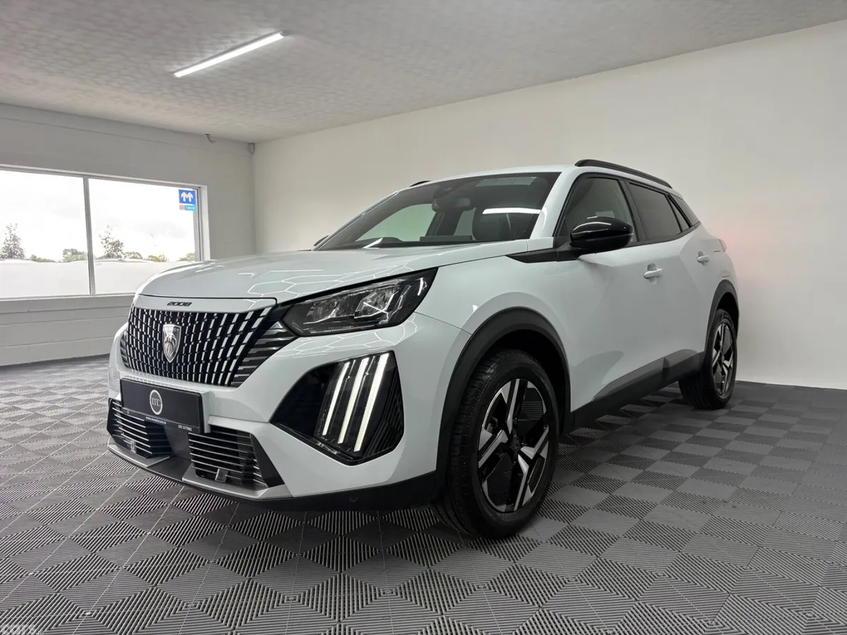 Peugeot 2008 SUV, Petrol, 2024, White