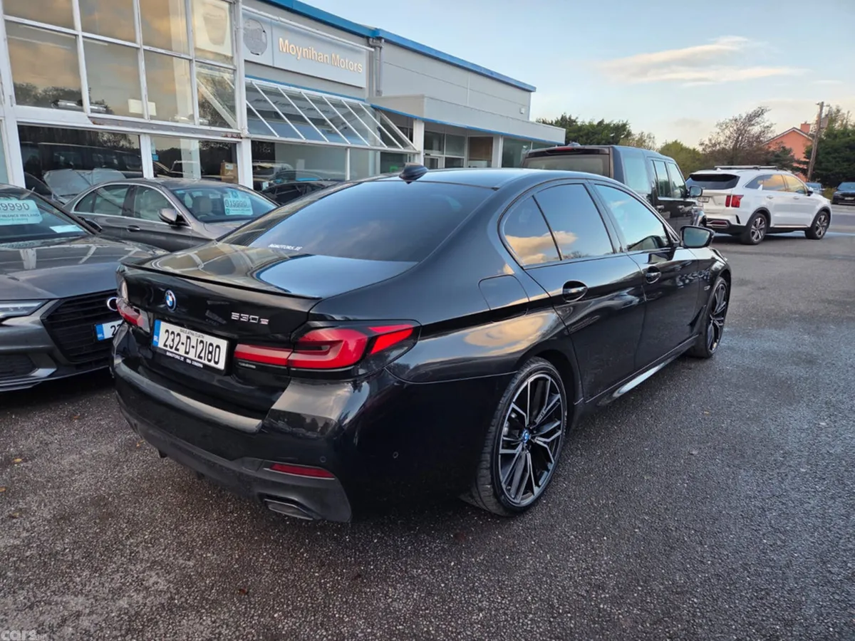 BMW 5-Series Saloon, Petrol Plug-in Hybrid, 2023, Black