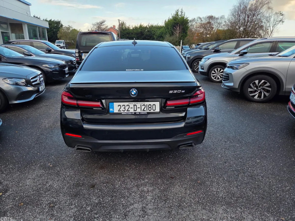 BMW 5-Series Saloon, Petrol Plug-in Hybrid, 2023, Black