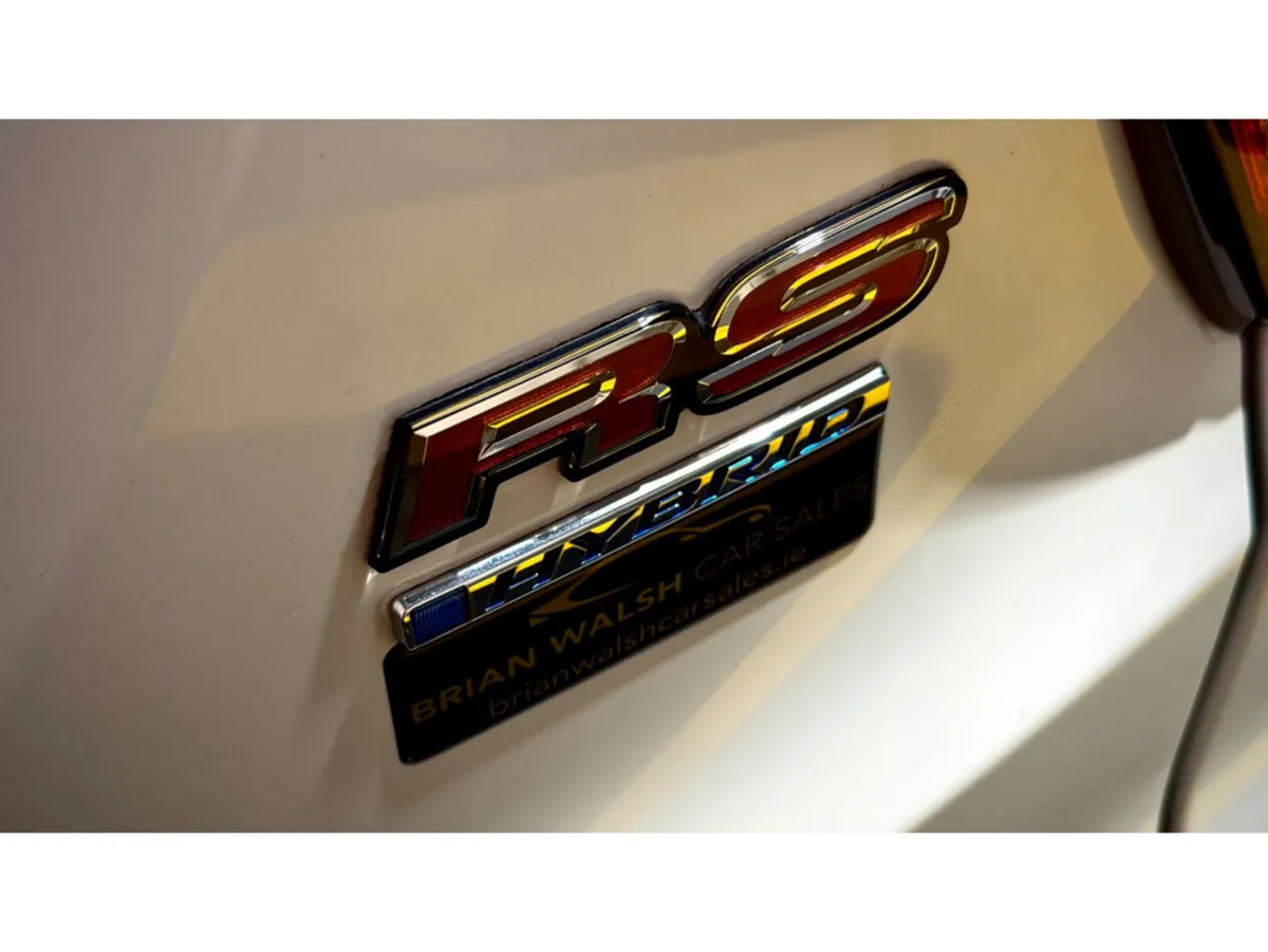 Honda Vezel SUV, Petrol Hybrid, 2017, White