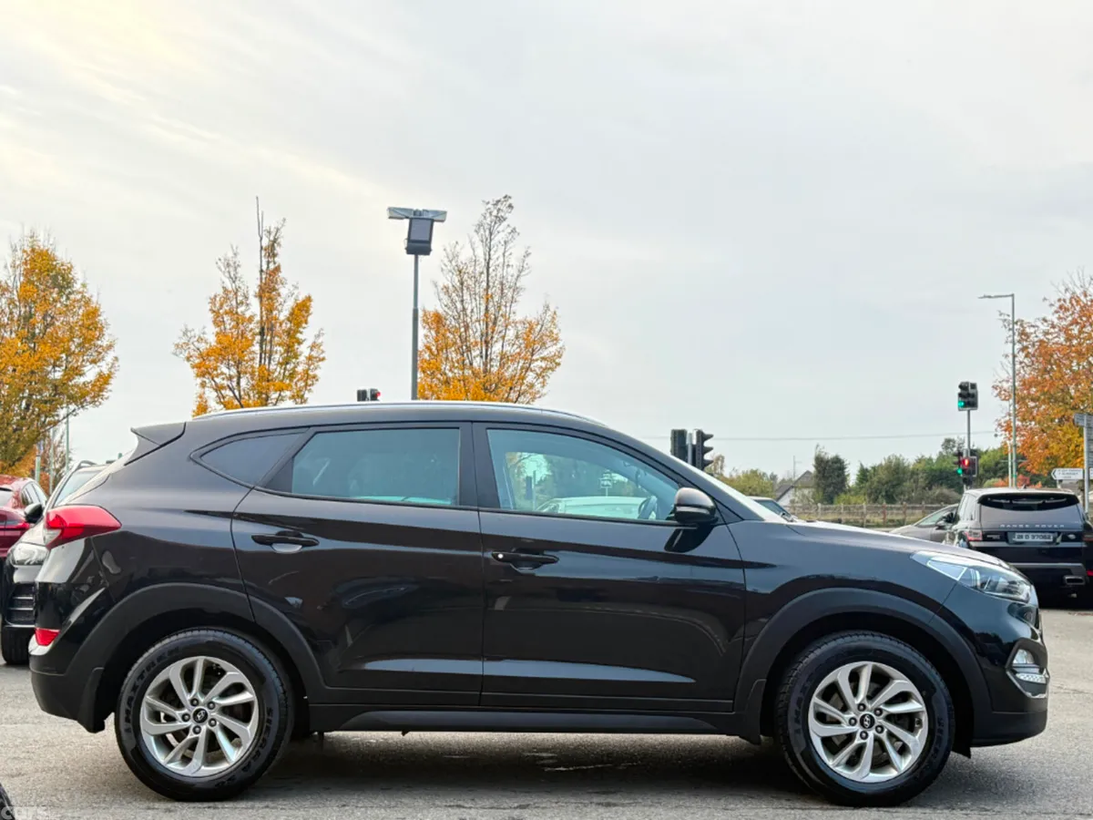 Hyundai Tucson MPV, Diesel, 2017, Black