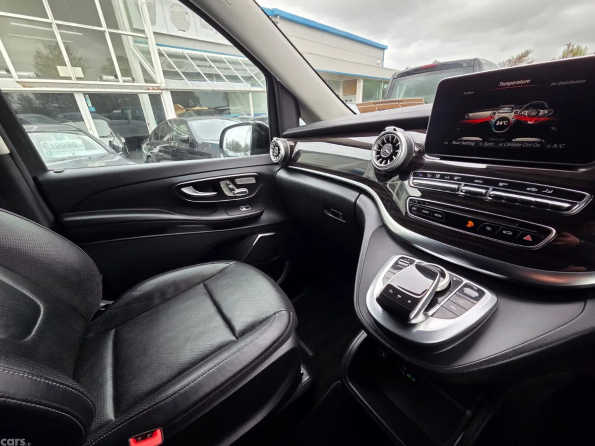Mercedes-Benz V-Class Minibus, Diesel, 2019, Black
