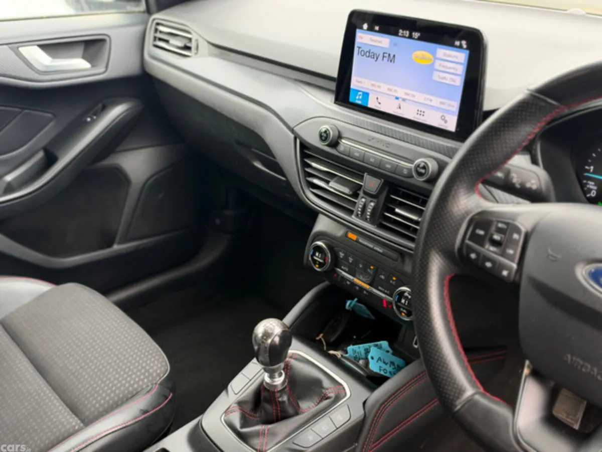 Ford Focus Hatchback, Diesel, 2019, Black