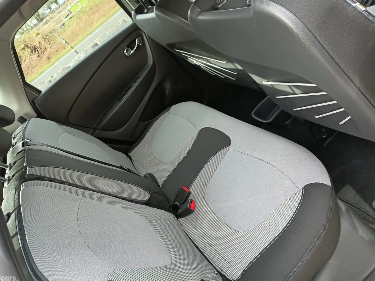 Renault Captur Hatchback, Diesel, 2014, Grey