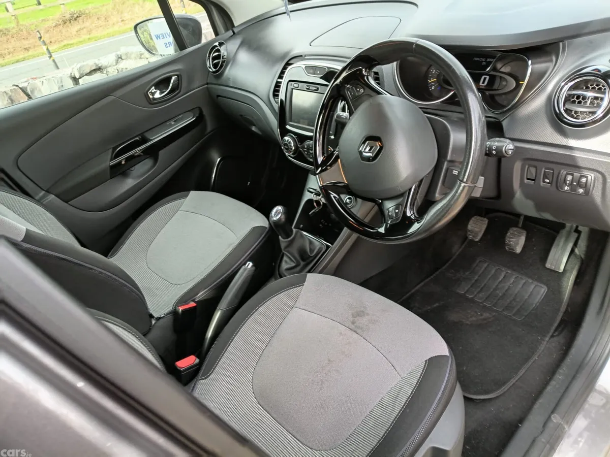 Renault Captur Hatchback, Diesel, 2014, Grey