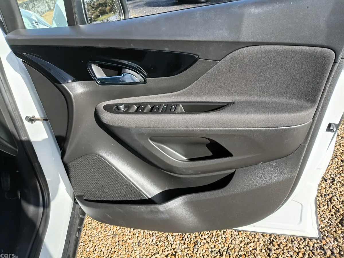 Opel Mokka SUV, Petrol, 2018, White
