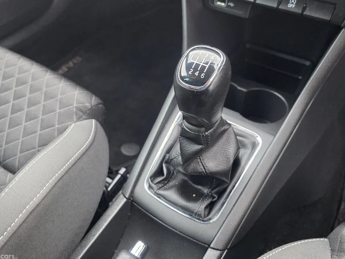 Skoda Rapid Saloon, Petrol, 2018, Grey