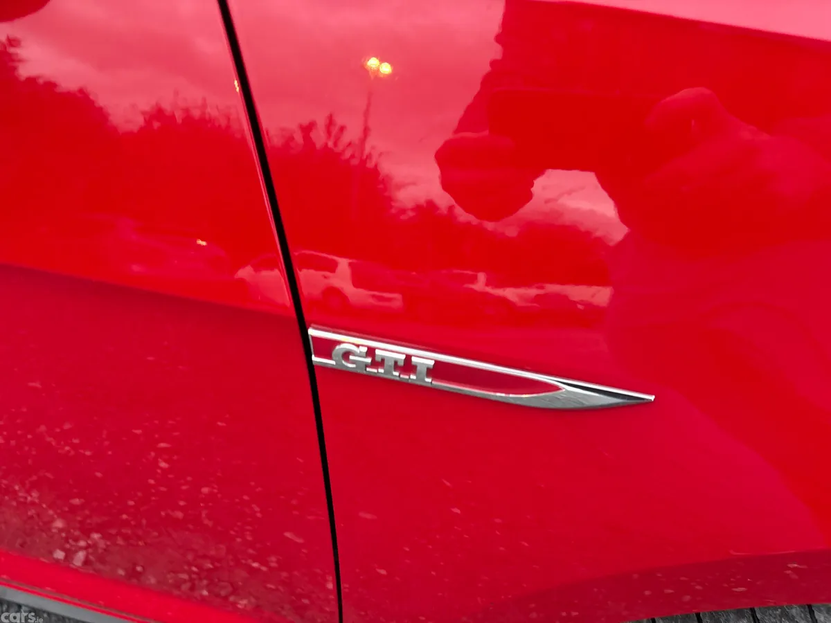 Volkswagen Golf Estate, Petrol, 2017, Red