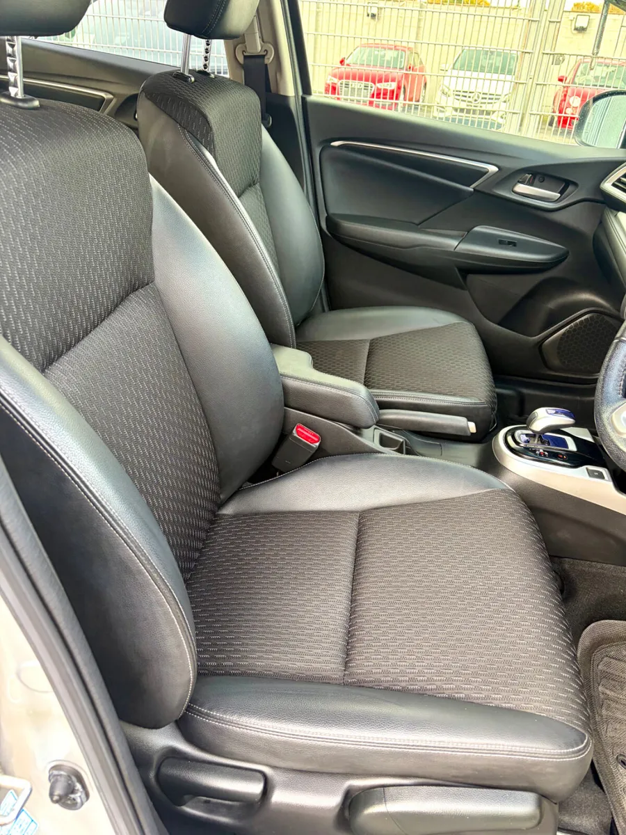 Honda Fit Hatchback, Petrol Hybrid, 2016, Silver
