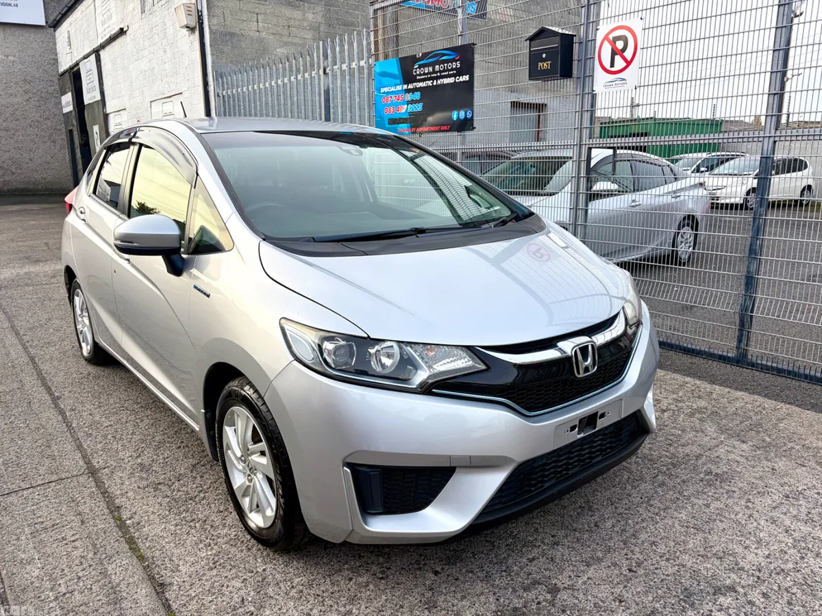 Honda Fit Hatchback, Petrol Hybrid, 2016, Silver