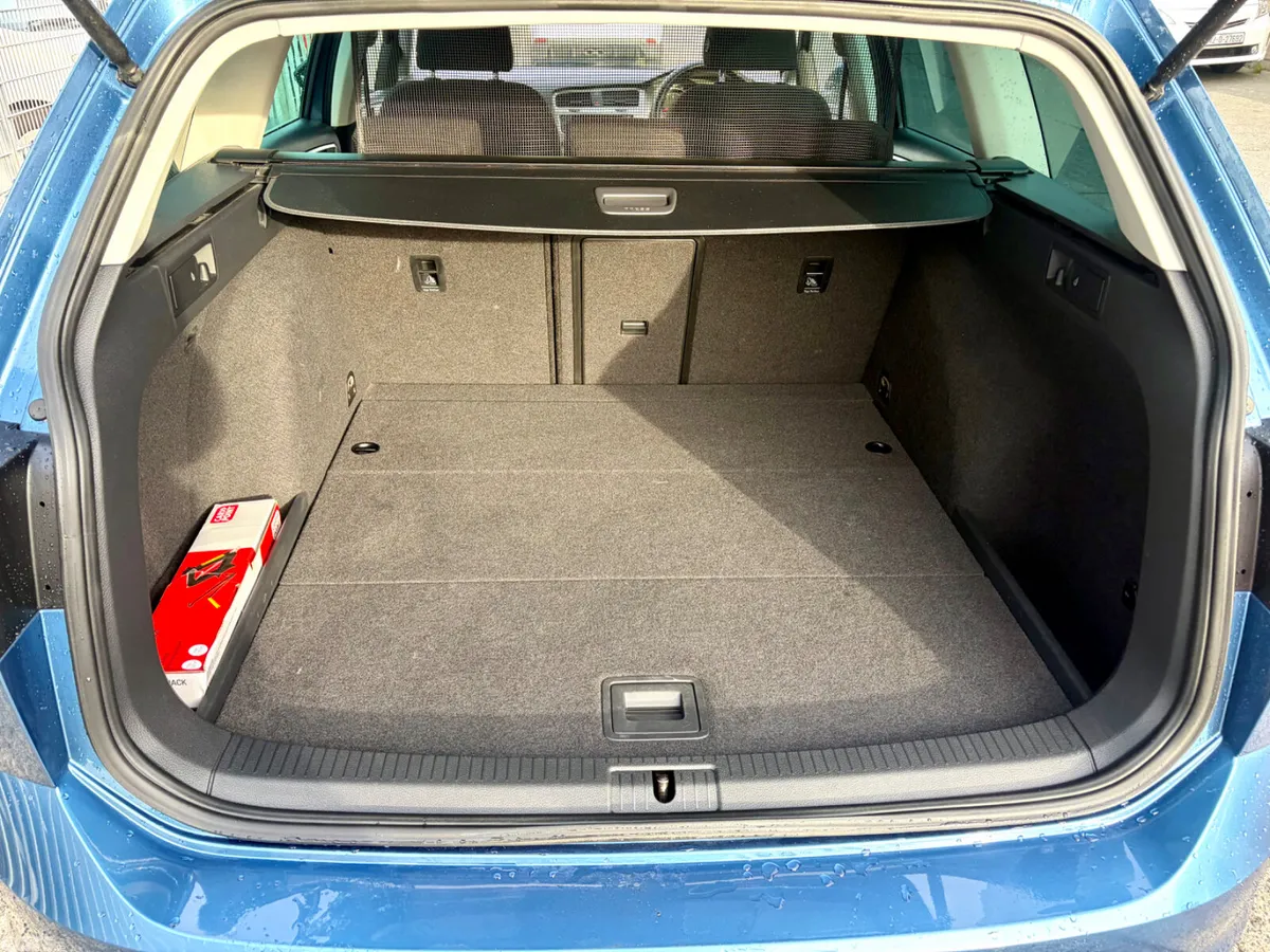 Volkswagen Golf Estate, Petrol, 2014, Blue