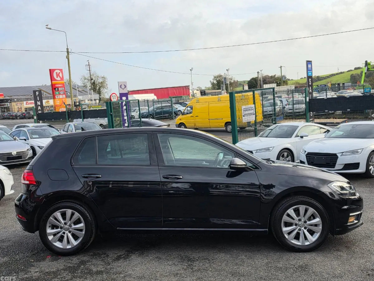 Volkswagen Golf Hatchback, Petrol, 2017, Black