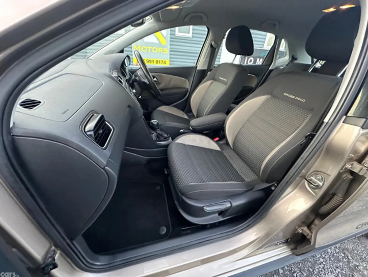 Volkswagen Polo Hatchback, Petrol, 2014, Beige